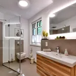 Meereslauschen In Der Beatrice * Binz