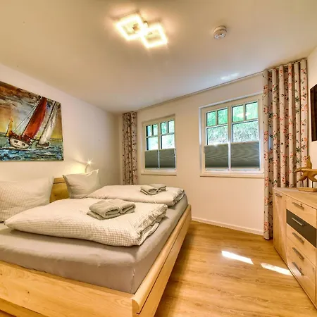 Appartement Meereslauschen In Der Beatrice Binz